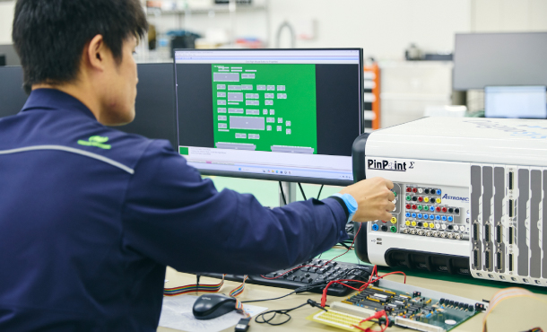 電気回路解析から部品交換・動作試験まで一貫対応。