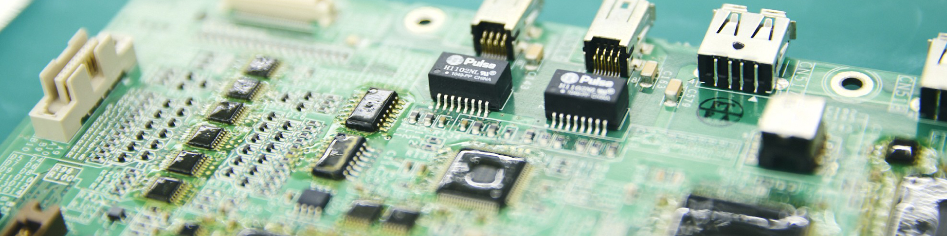 止められない工場のために。ファクトロパーツは部品修理で製造現場を支えます。