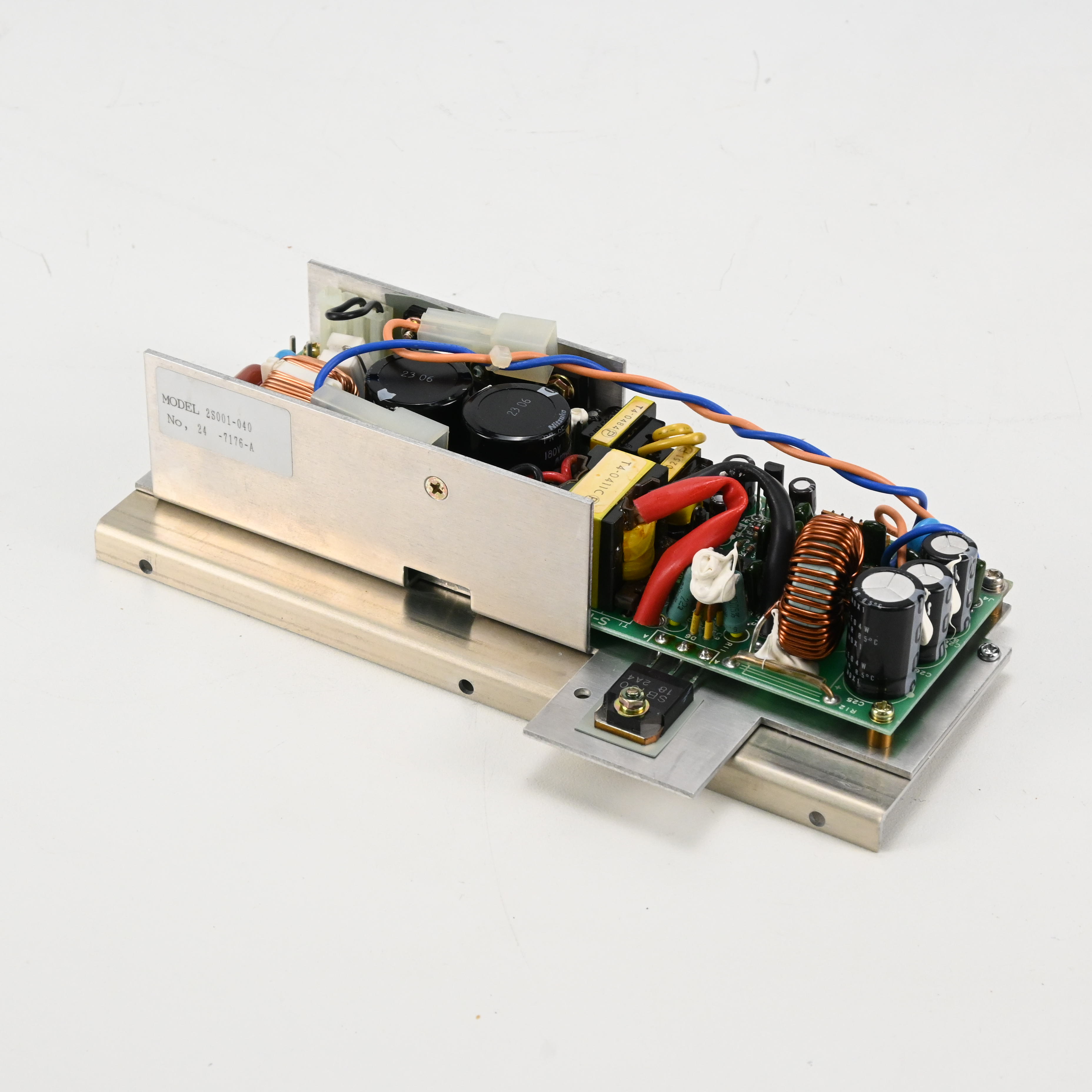 2S001-040-2AN 12V100W